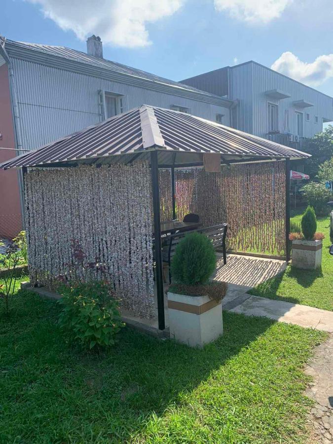 Guest House Kobuleti Εξωτερικό φωτογραφία